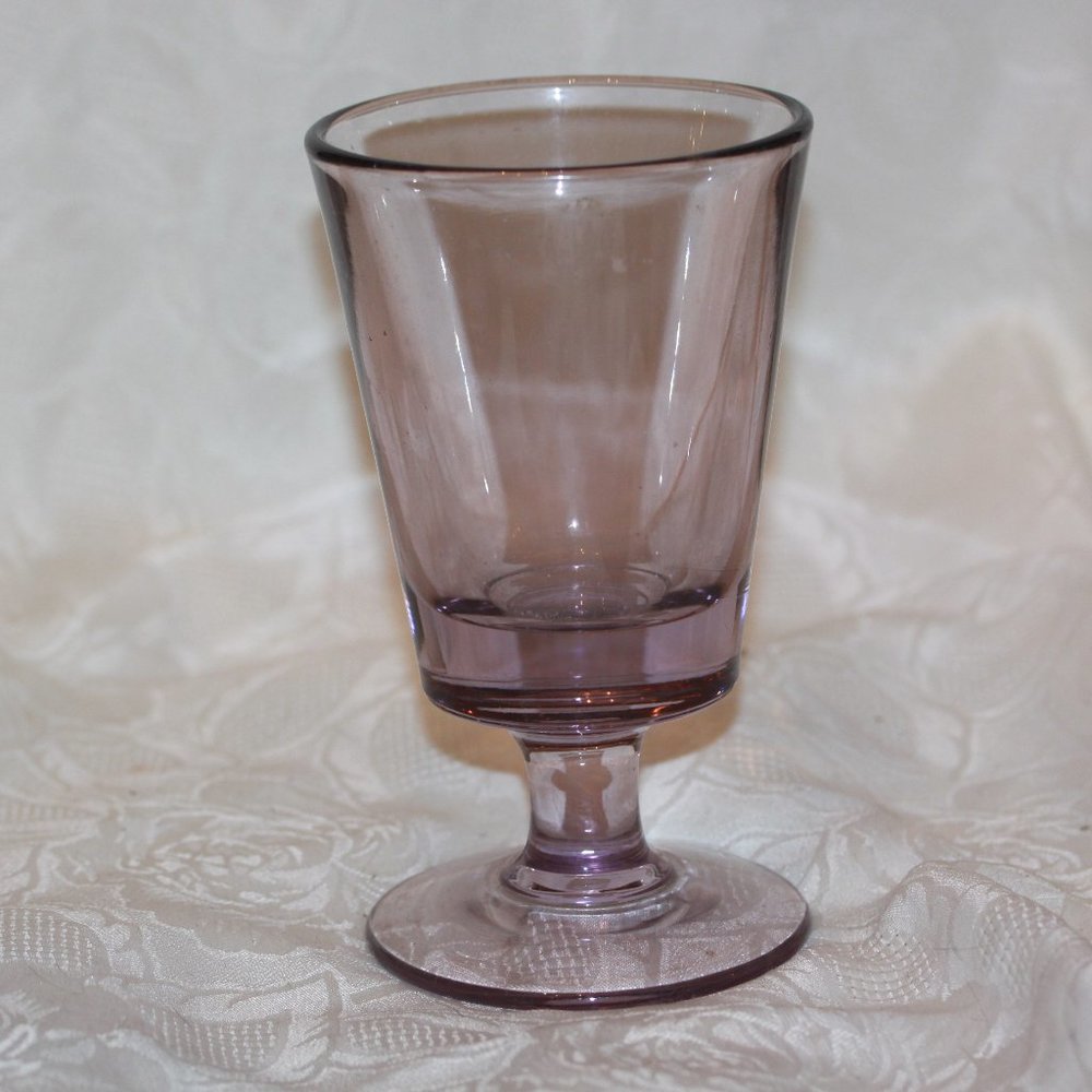 Vintage Lilac Purple Glass Spooner / Celery Vase  No chips or cracks